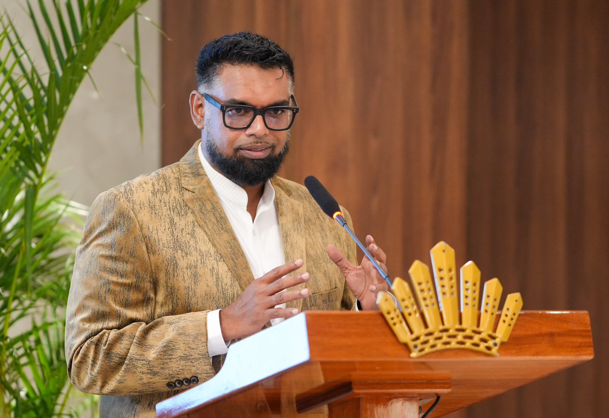 Air traffic up 450% in four years as Pres Ali moves to align hotels, government on tourism target