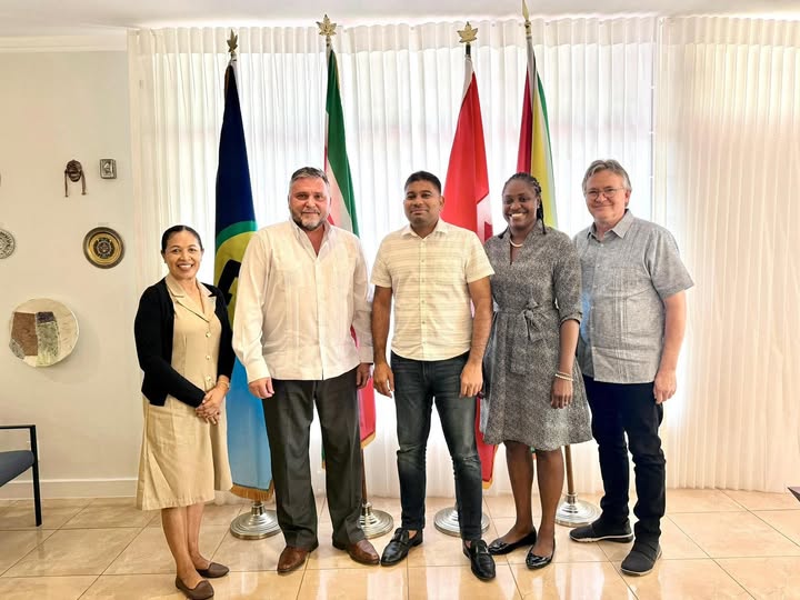 Canadian High Commissioner Says Meeting with Azruddin Mohamed Is Not an Endorsement