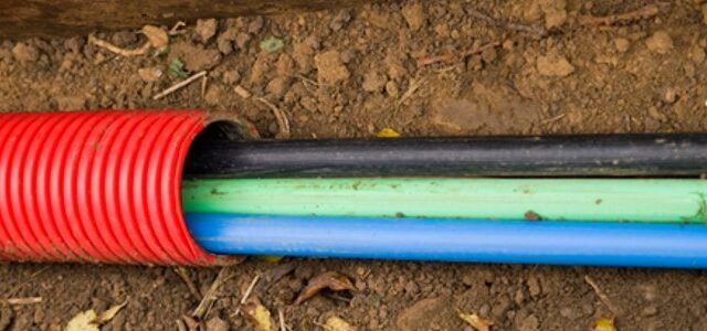 Subcontractor dies after contact with live GPL network during Sophia pipe-laying works